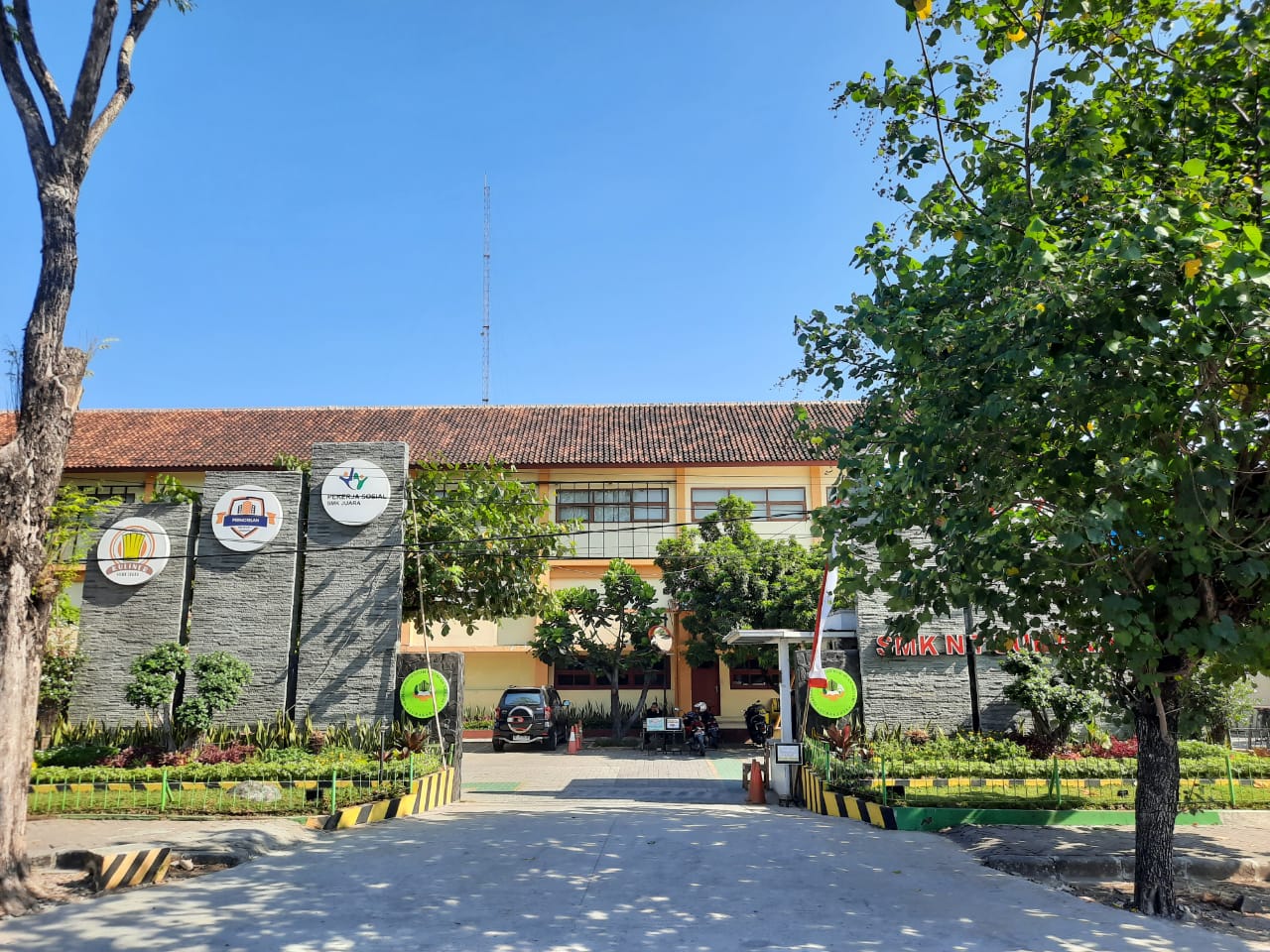 SISEPALA SMK Negeri 7 Surakarta Gelar Pendakian Bukit Mongkrang, Bentuk Karakter dan Cinta Alam Siswa