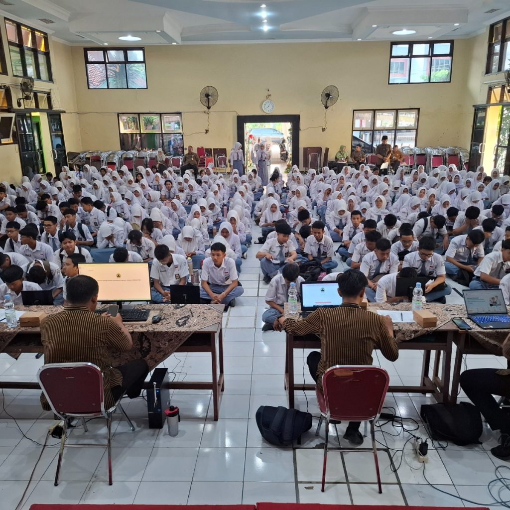 SMK Negeri 7 Surakarta Laksanakan Uji Coba Sistem Informasi SPMB 2026