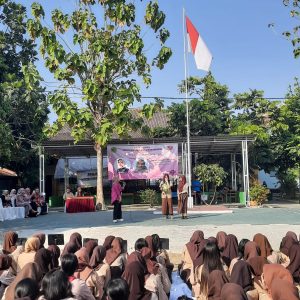 “Menyambut Bulan Bahasa Bersama Read Aloud Soloraya”