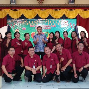 Sukacita Natal Keluarga SMK N 7 Surakarta