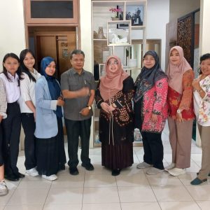 SMKN 7 Surakarta Sukseskan Monitoring Evaluasi Program Upskill Reskill Perhotelan