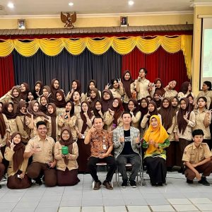Workshop “English as a Life Skill” Tingkatkan Kepercayaan Diri Siswa dalam Berbahasa Inggris