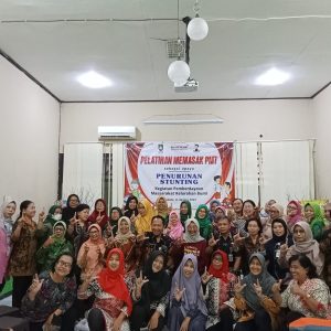 Pelatihan Memasak PMT  Kelurahan Bumi Bersama Kuliner SMK JUARA